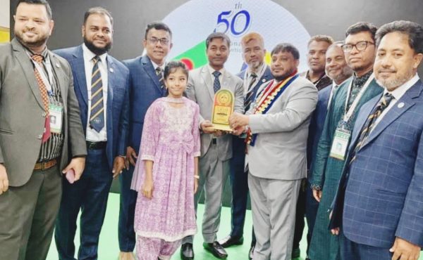 এপেক্স বাংলাদেশের বেস্ট প্রেসিডেন্ট নির্বাচিত আলমগীর আলম